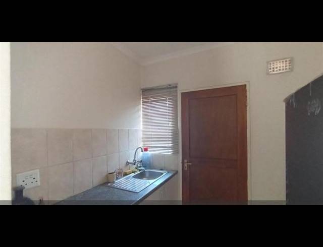 2 BEDROOM HOUSE FOR SALE IN SALFIN